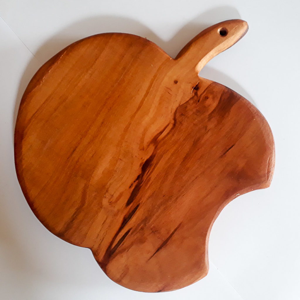 Naturholz-Möbel – Naturholztischlerei Wurmstich